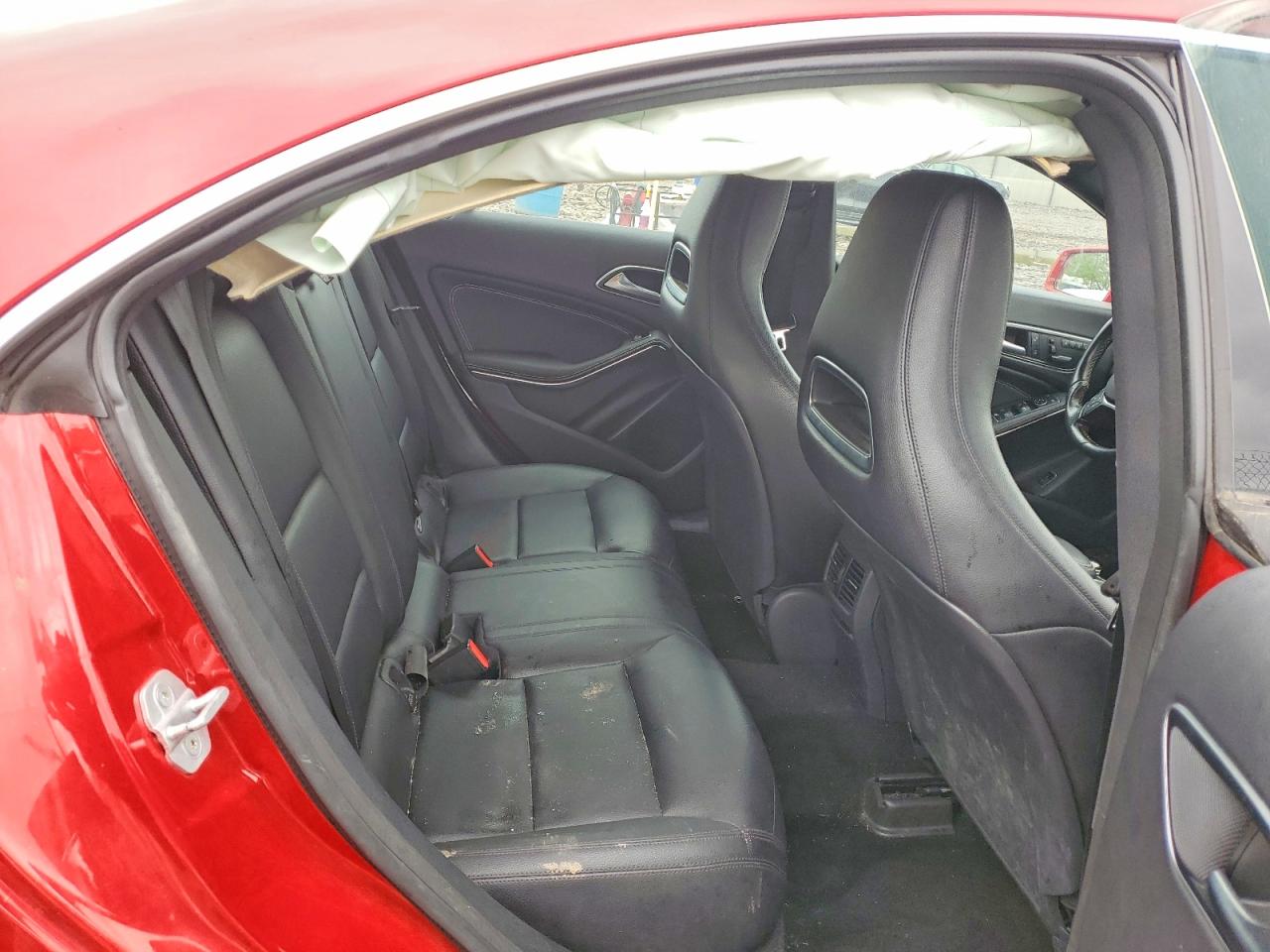 MERCEDES-BENZ CLA 2014 — 11