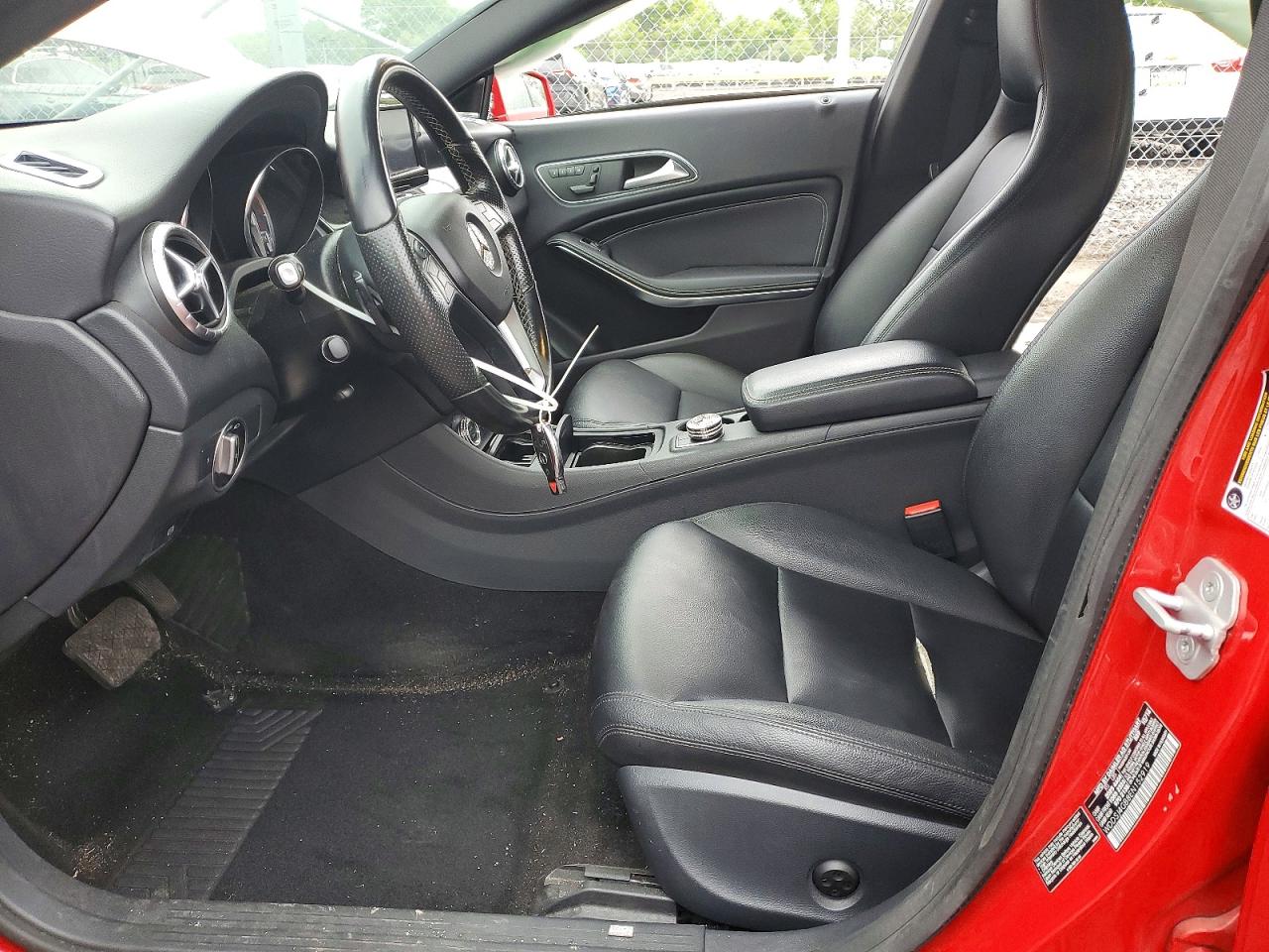 MERCEDES-BENZ CLA 2014 — 8