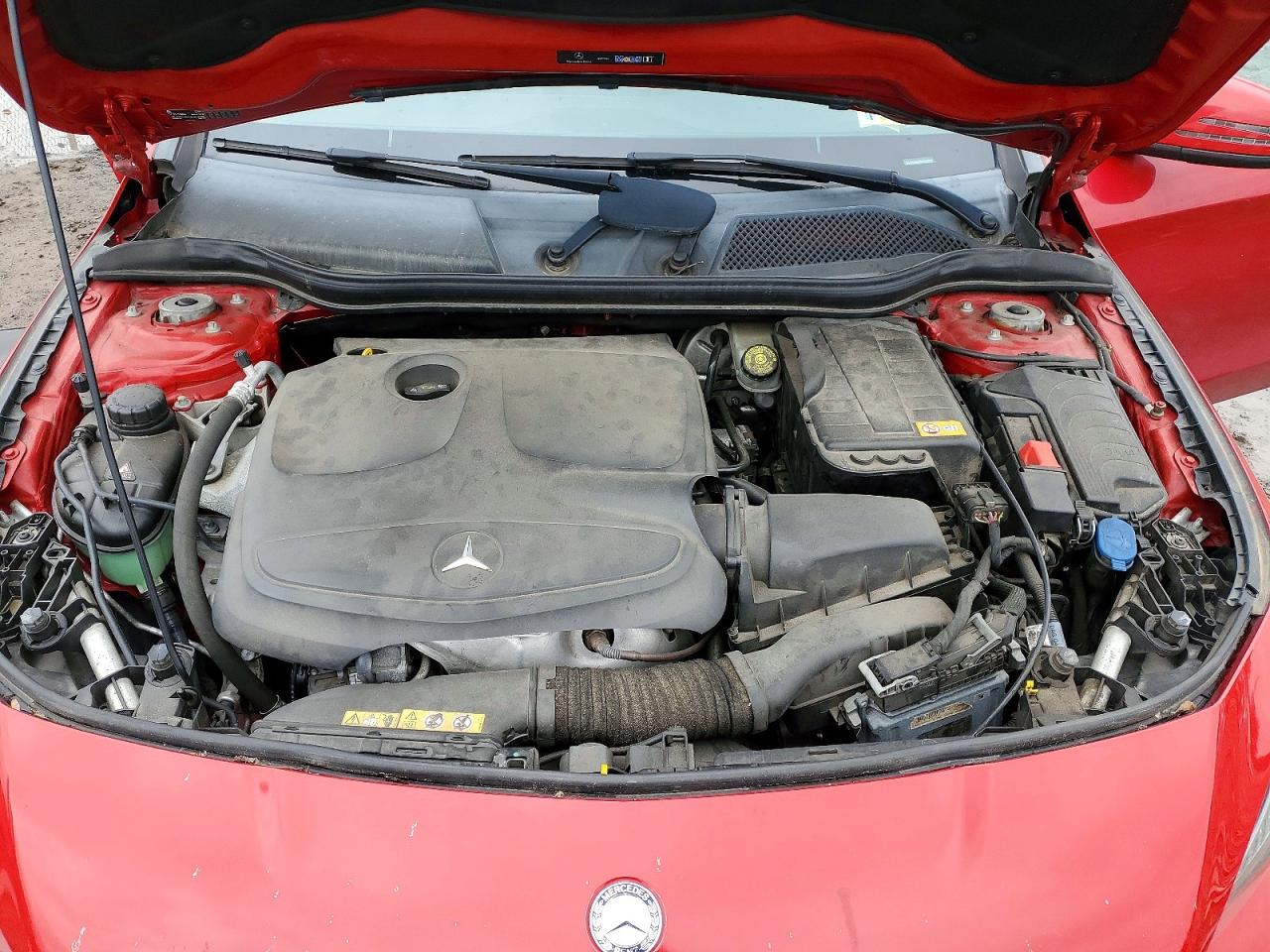 MERCEDES-BENZ CLA 2014 — 12