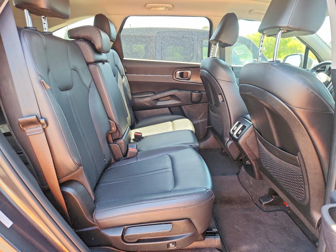 KIA SORENTO 2025 — 12