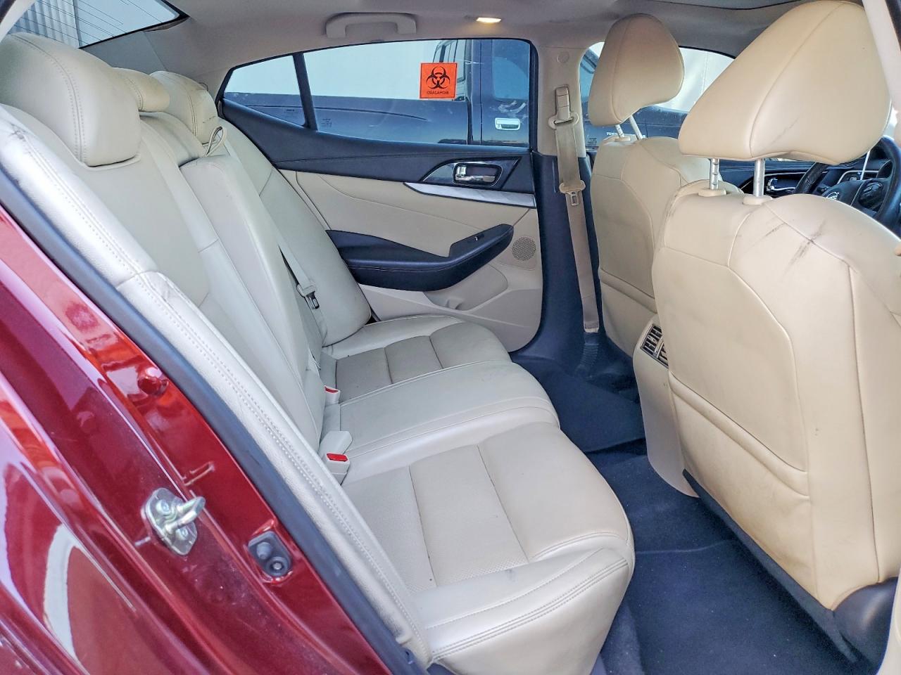 NISSAN MAXIMA 2016 — 11