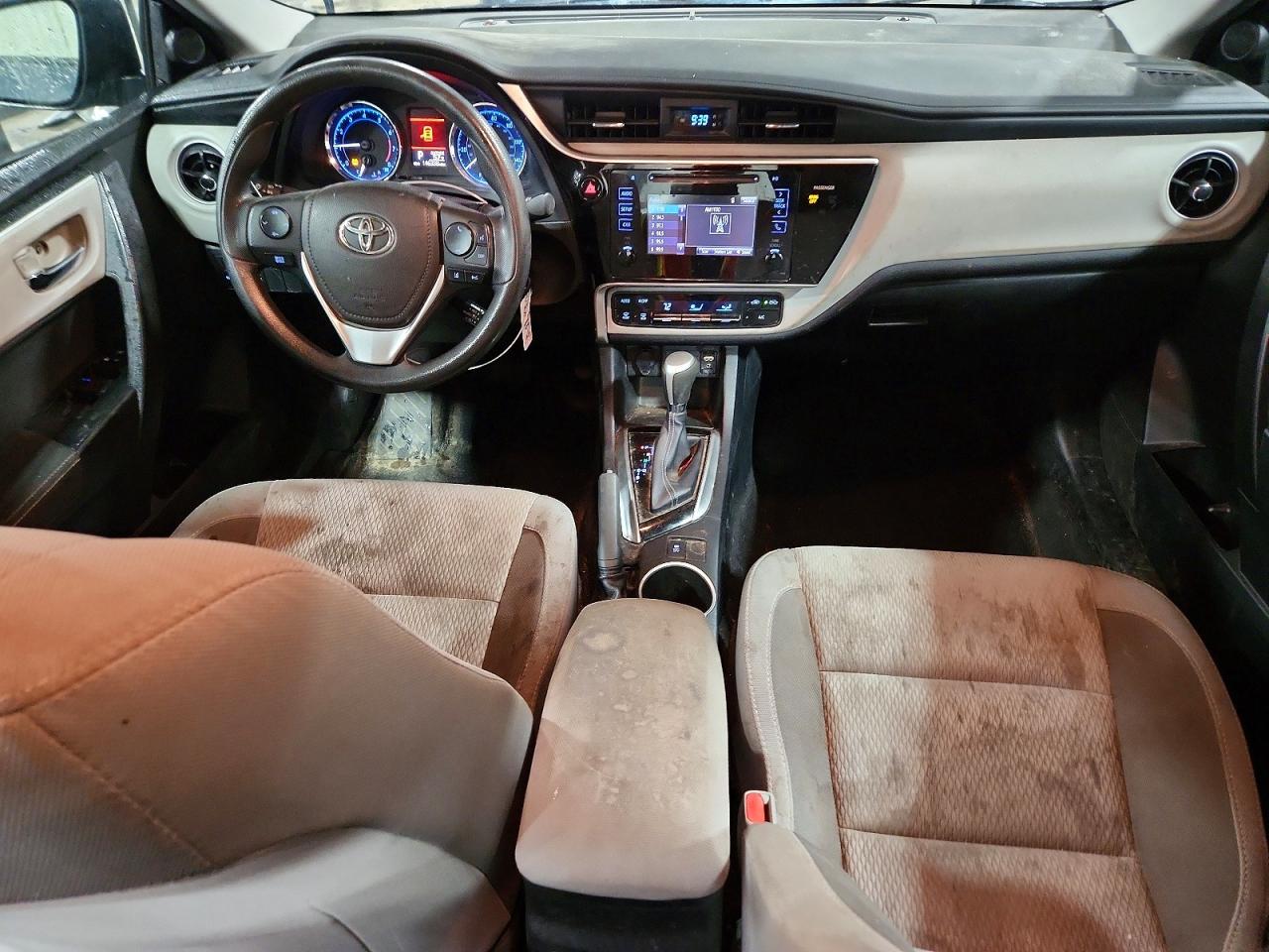 TOYOTA COROLLA 2017 — 9