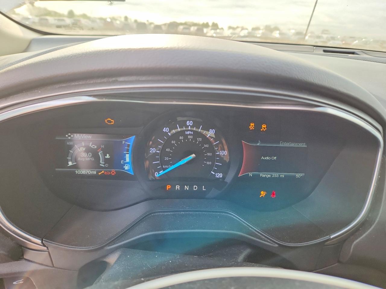 FORD FUSION 2020 — 10