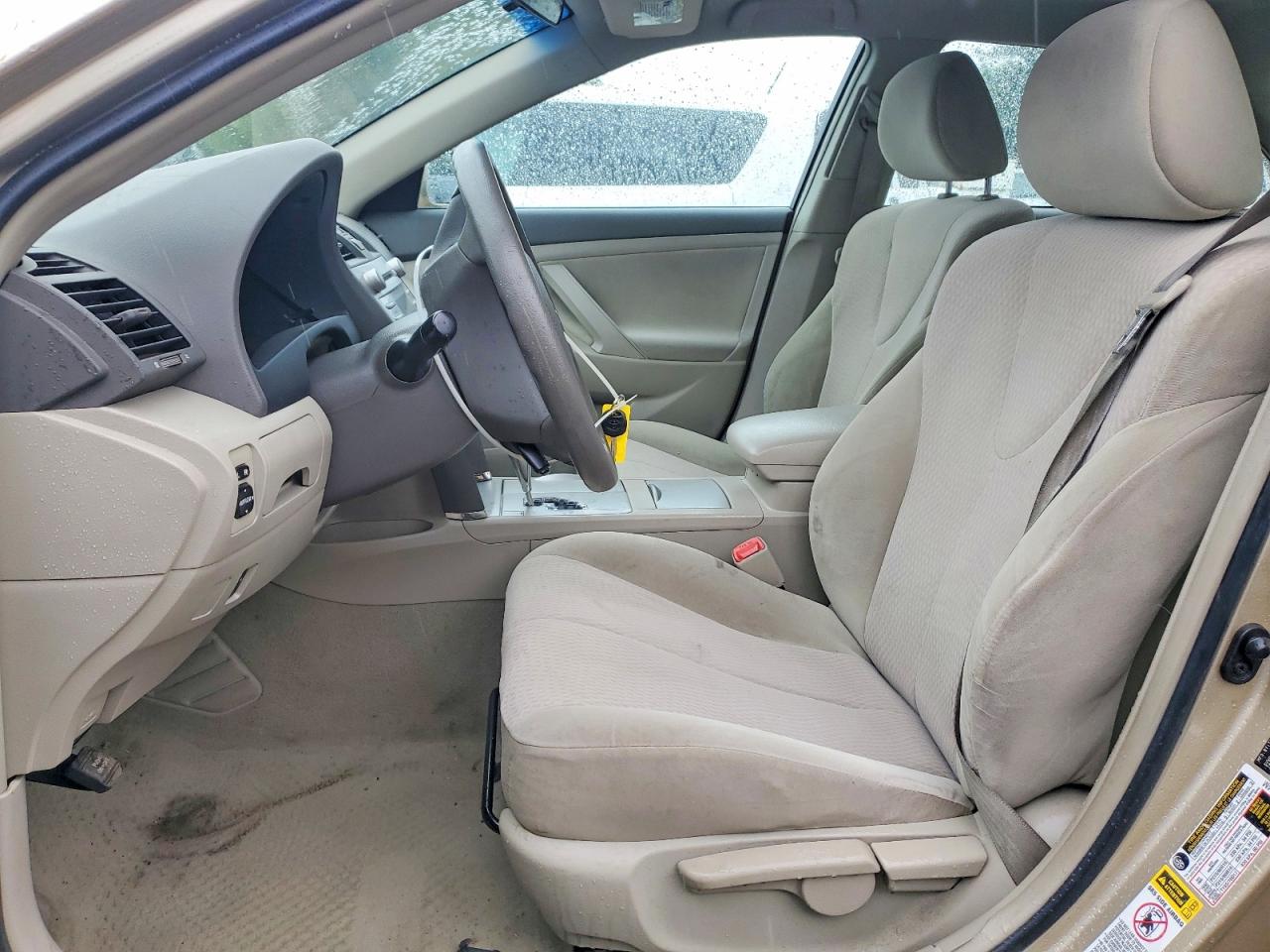 TOYOTA CAMRY 2011 — 8
