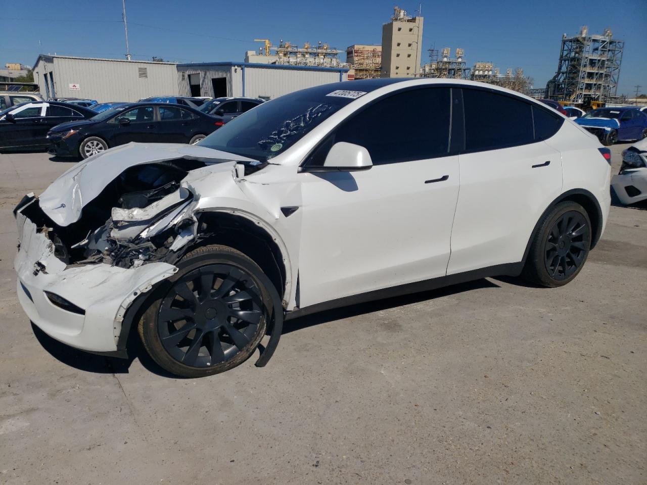 TESLA MODEL Y 2023 — 2