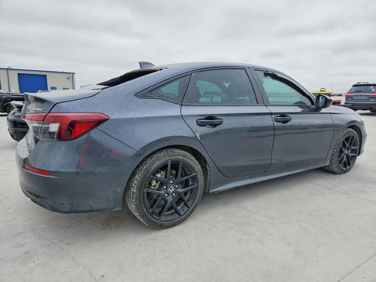 HONDA CIVIC 2025 — 4