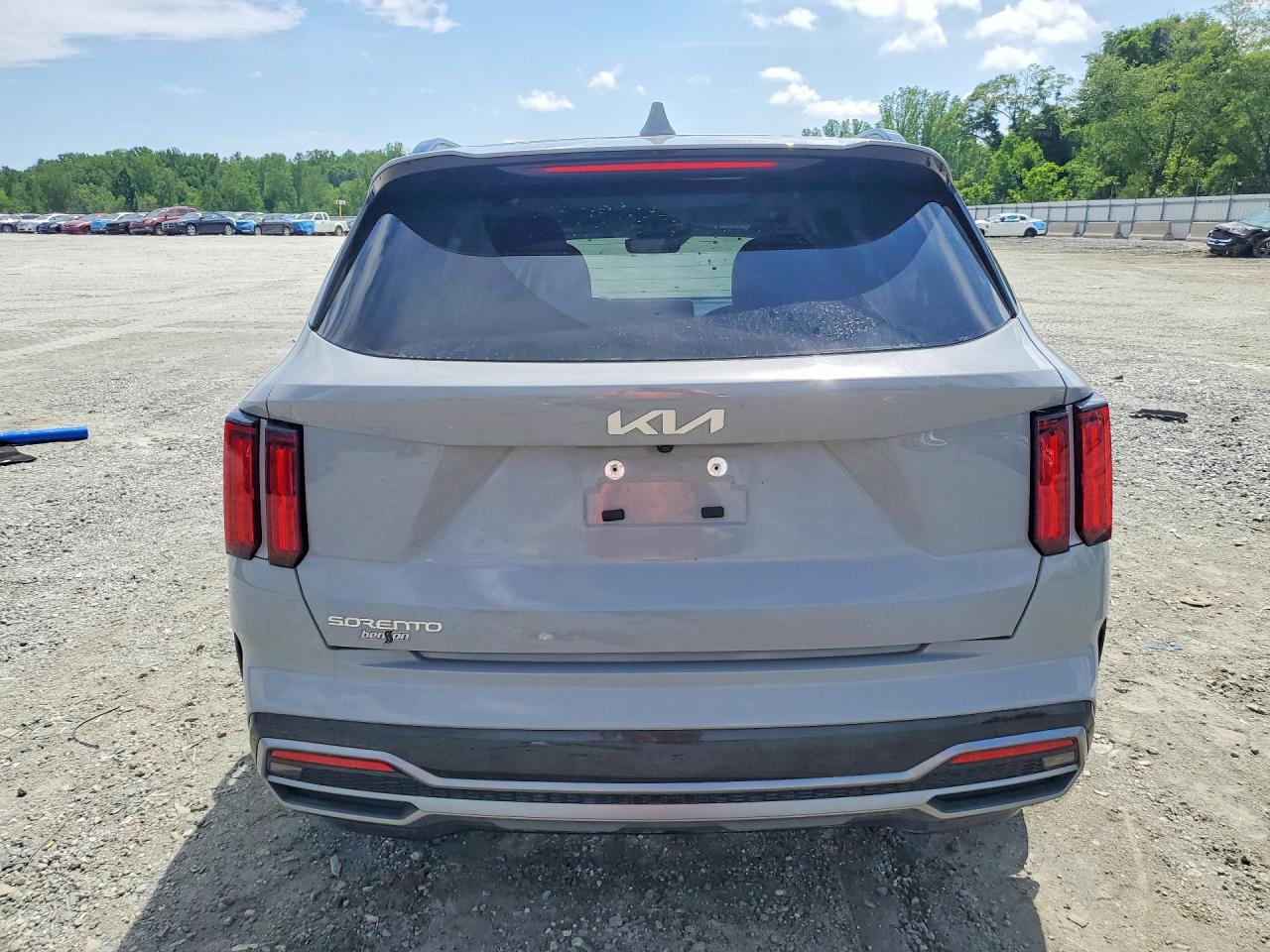 KIA SORENTO 2023 — 7