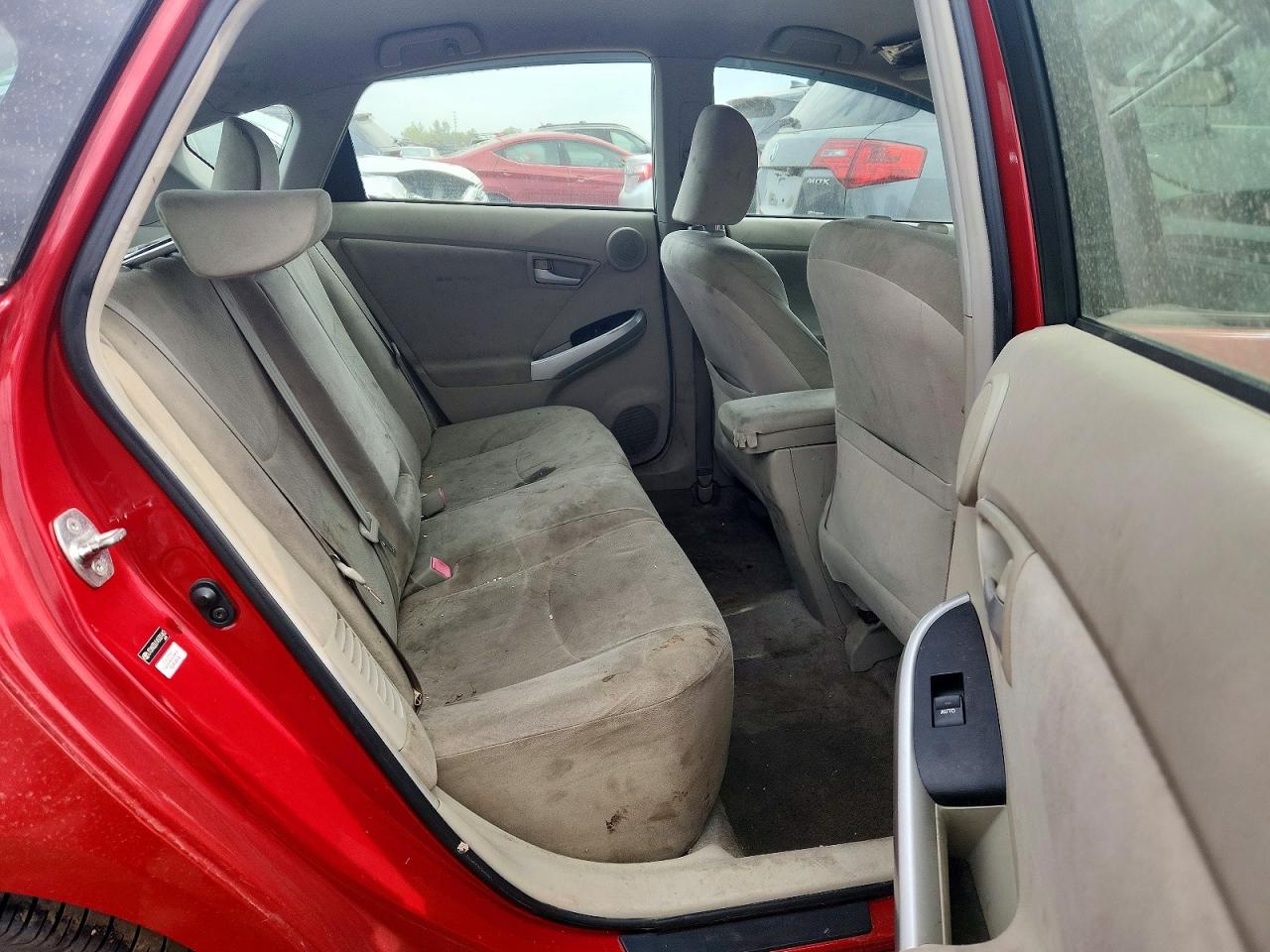 TOYOTA PRIUS 2010 — 11