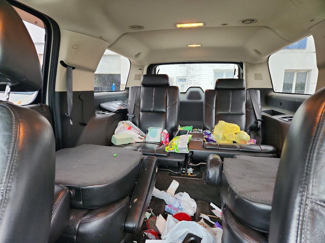 CHEVROLET SUBURBAN 2007 — 11