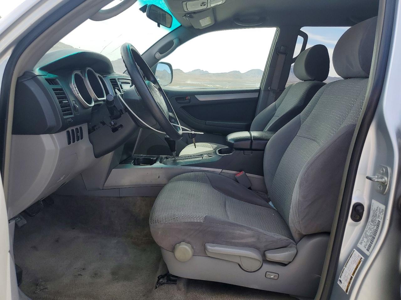 TOYOTA 4RUNNER 2004 — 8