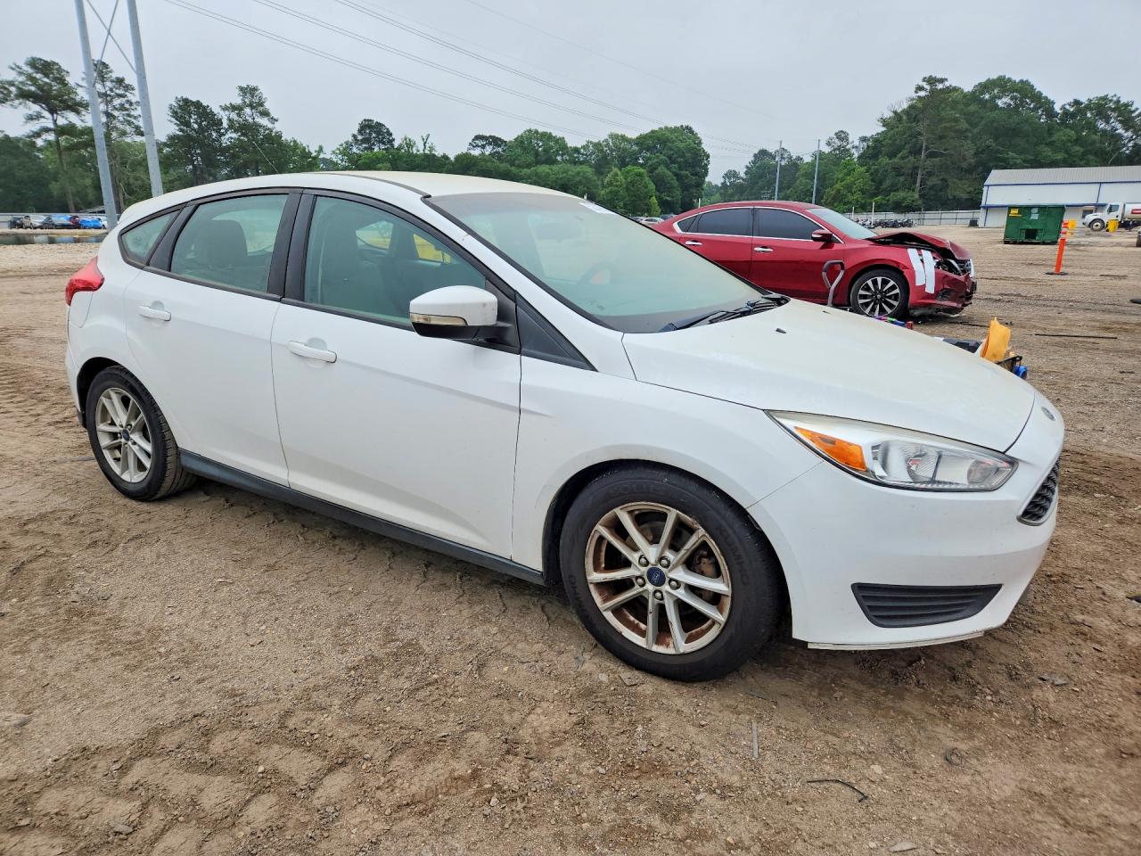 FORD FOCUS 2016 — 5