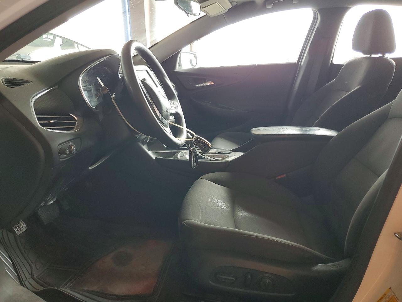 CHEVROLET MALIBU 2018 — 8