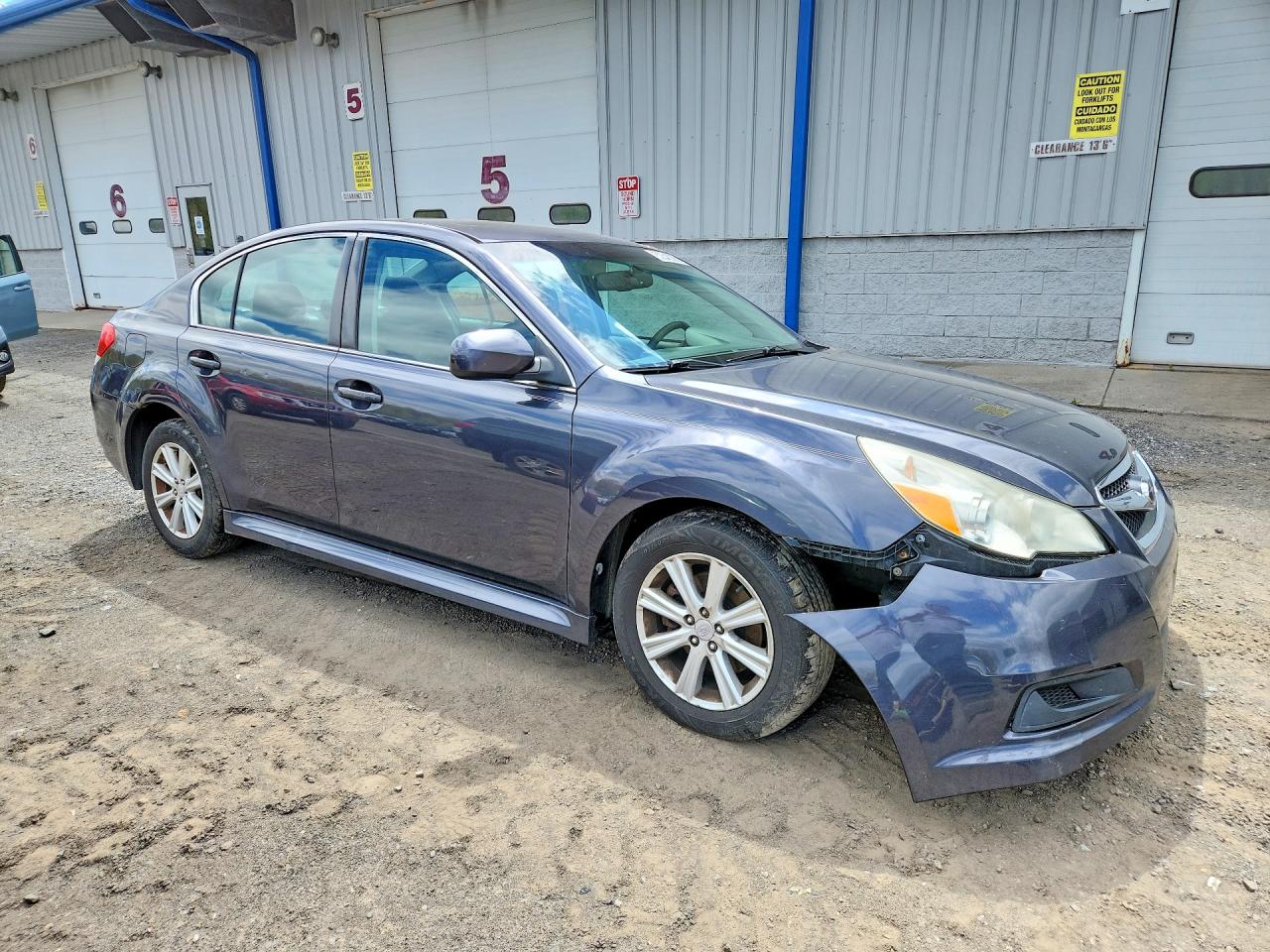 SUBARU LEGACY 2011 — 5