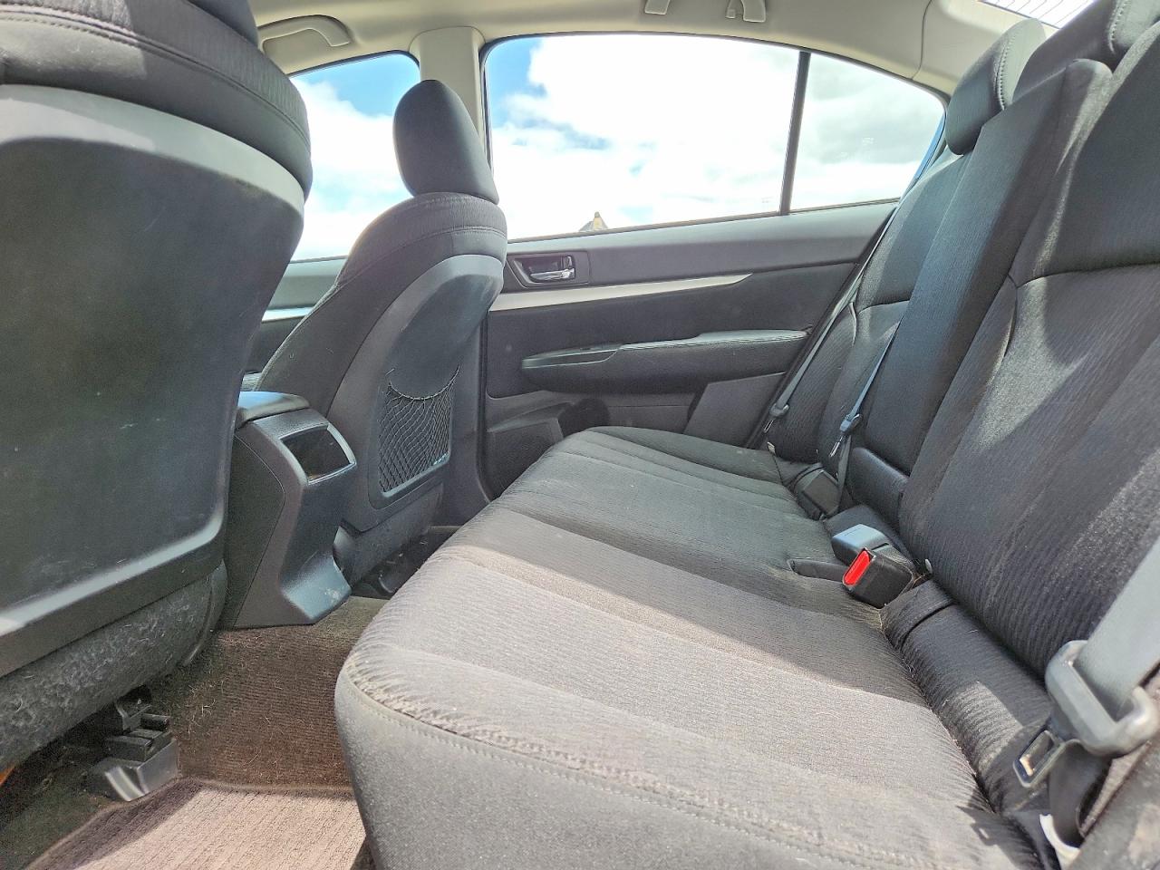 SUBARU LEGACY 2011 — 11
