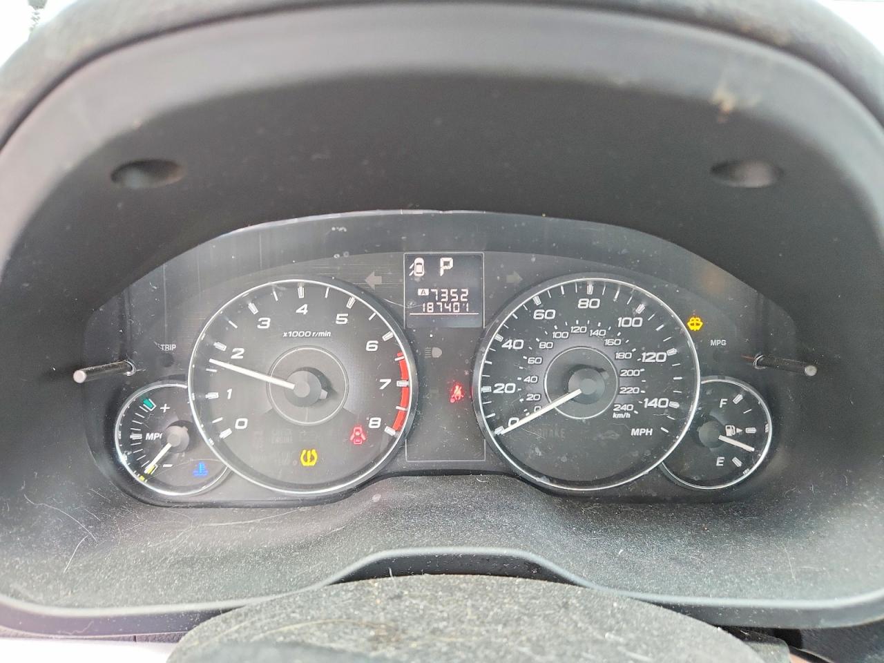 SUBARU LEGACY 2011 — 10