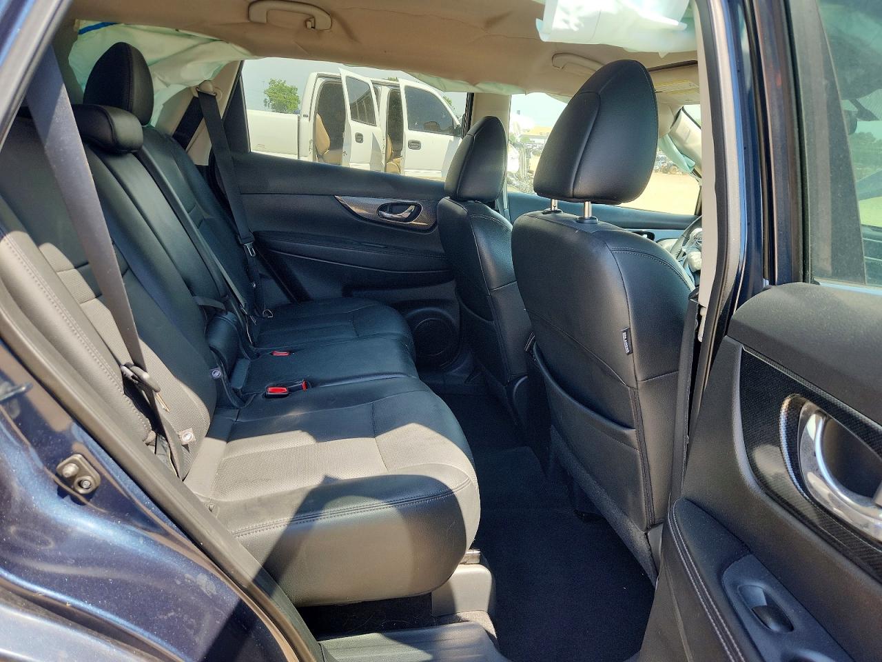 NISSAN ROGUE 2015 — 12