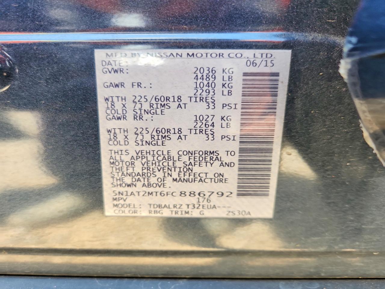 NISSAN ROGUE 2015 — 14