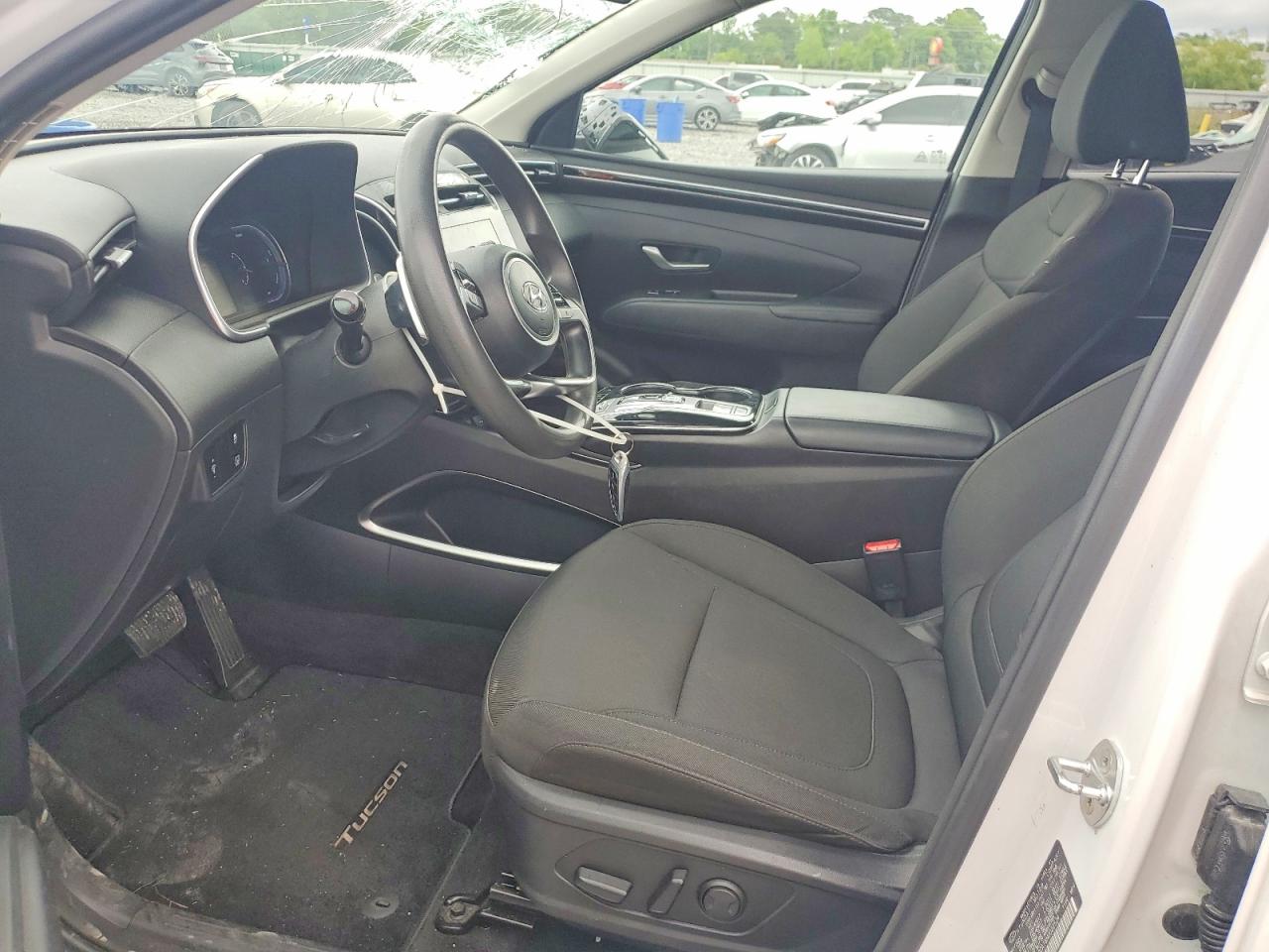 HYUNDAI TUCSON 2022 — 8