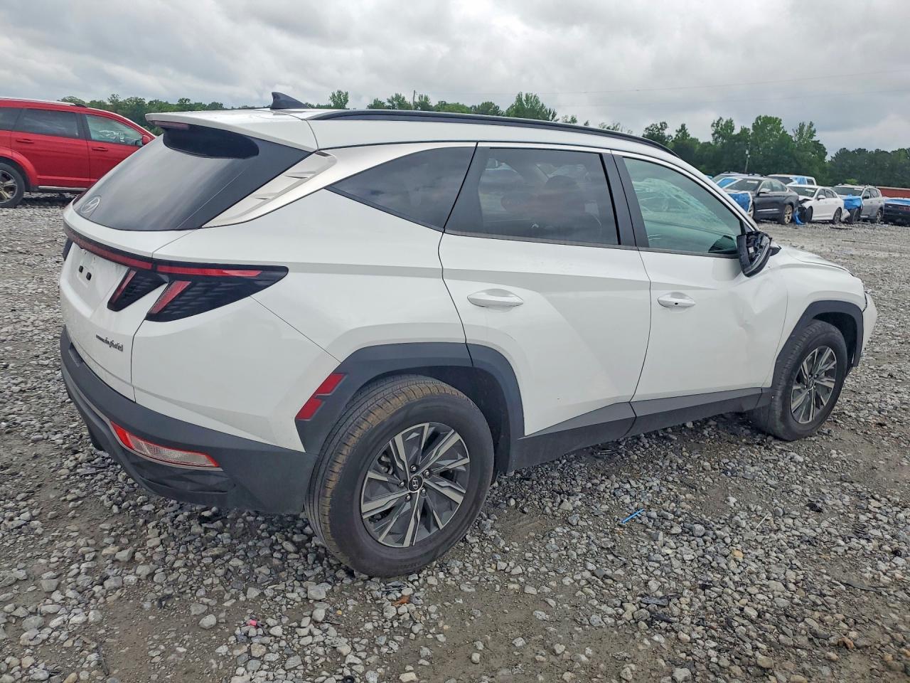 HYUNDAI TUCSON 2022 — 4