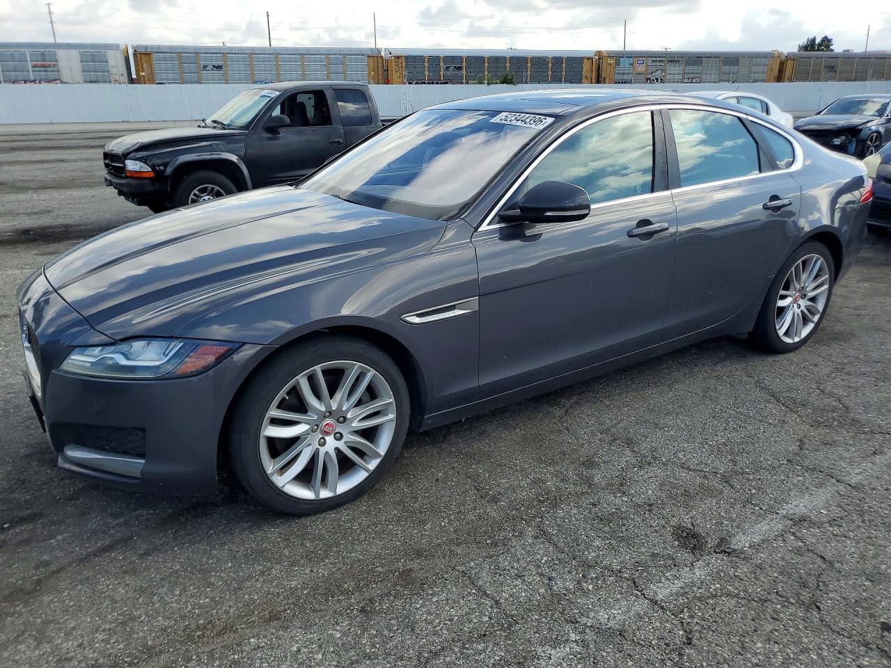 JAGUAR XF 2016 — 2