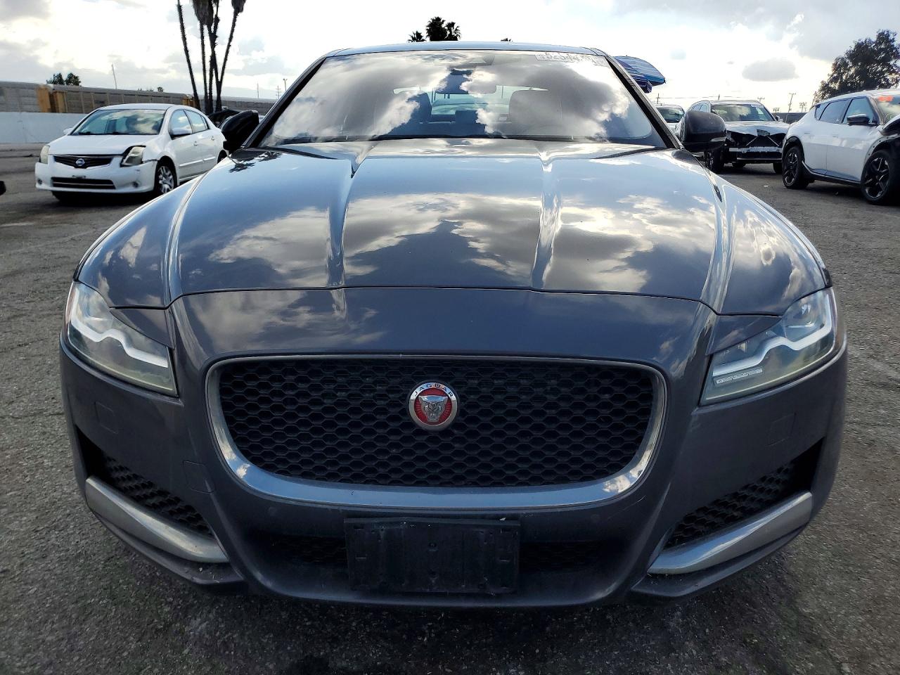 JAGUAR XF 2016 — 6