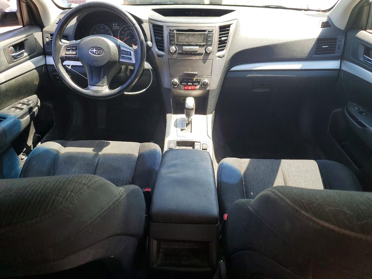 SUBARU OUTBACK 2013 — 9