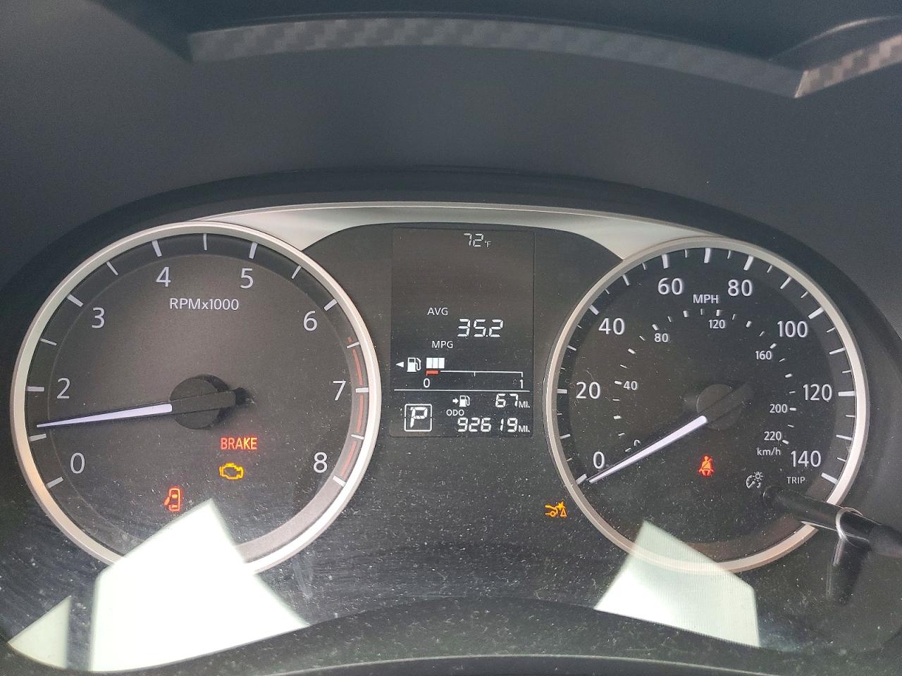 NISSAN VERSA 2021 — 10