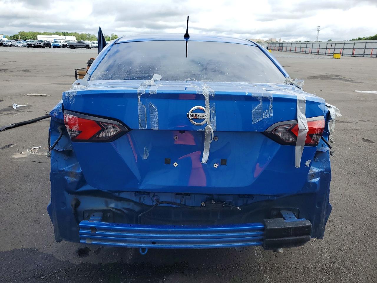 NISSAN VERSA 2021 — 7