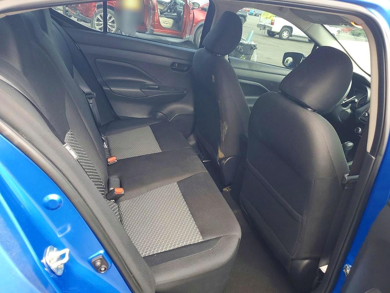 NISSAN VERSA 2021 — 11