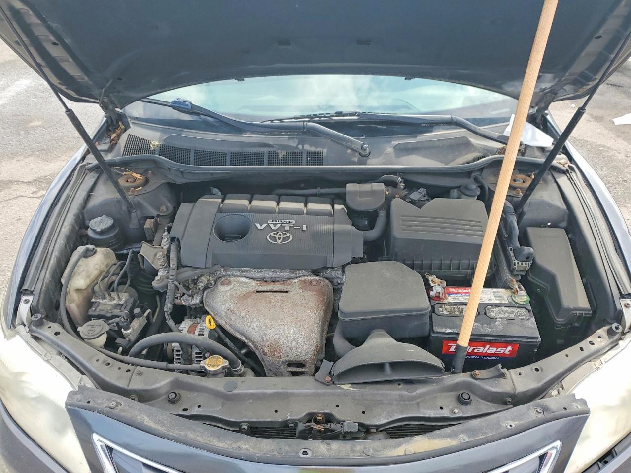 TOYOTA CAMRY 2010 — 12