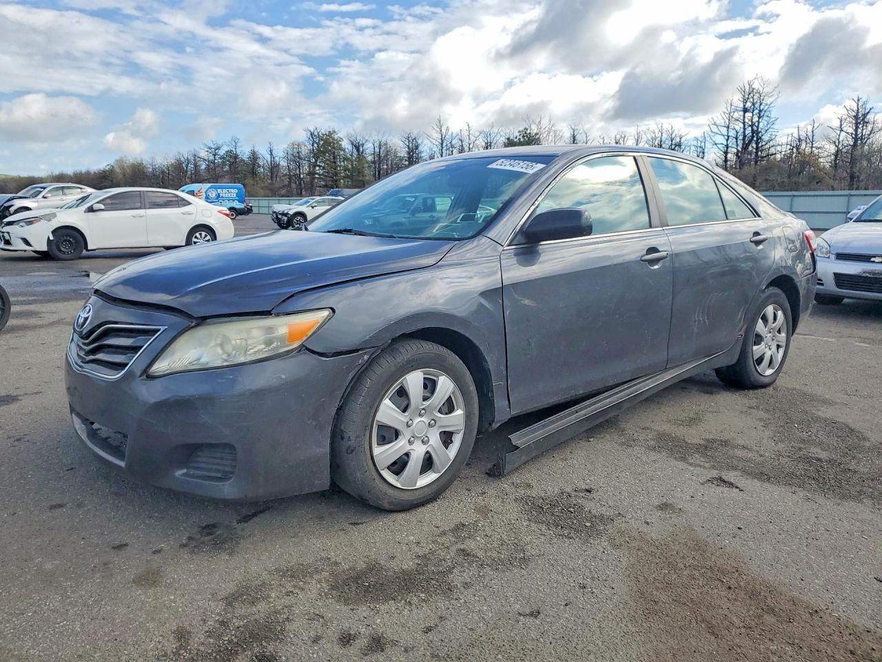 TOYOTA CAMRY 2010 — 2
