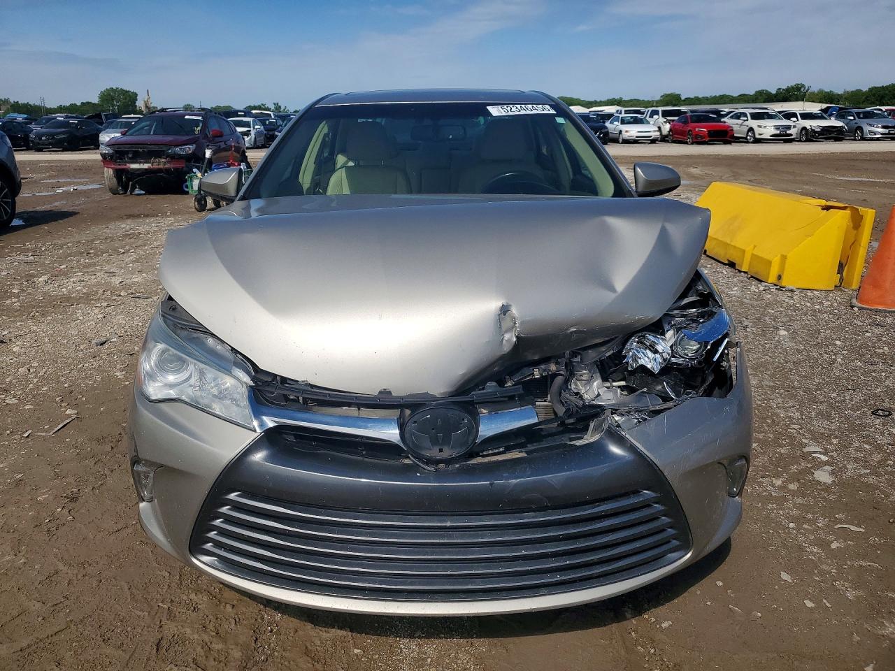 TOYOTA CAMRY HYBRID 2016 — 6
