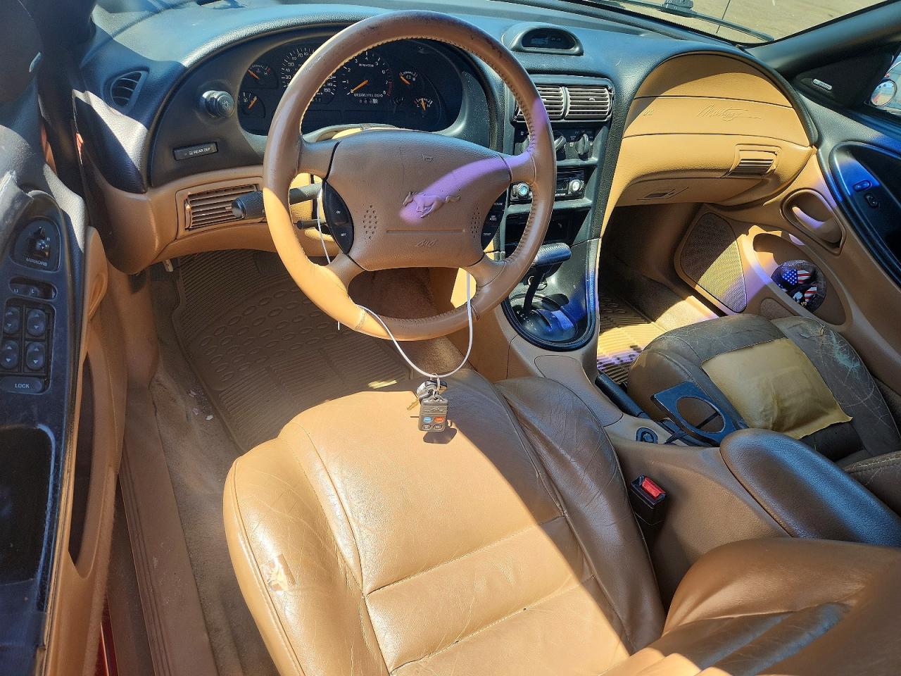 FORD MUSTANG 1996 — 9