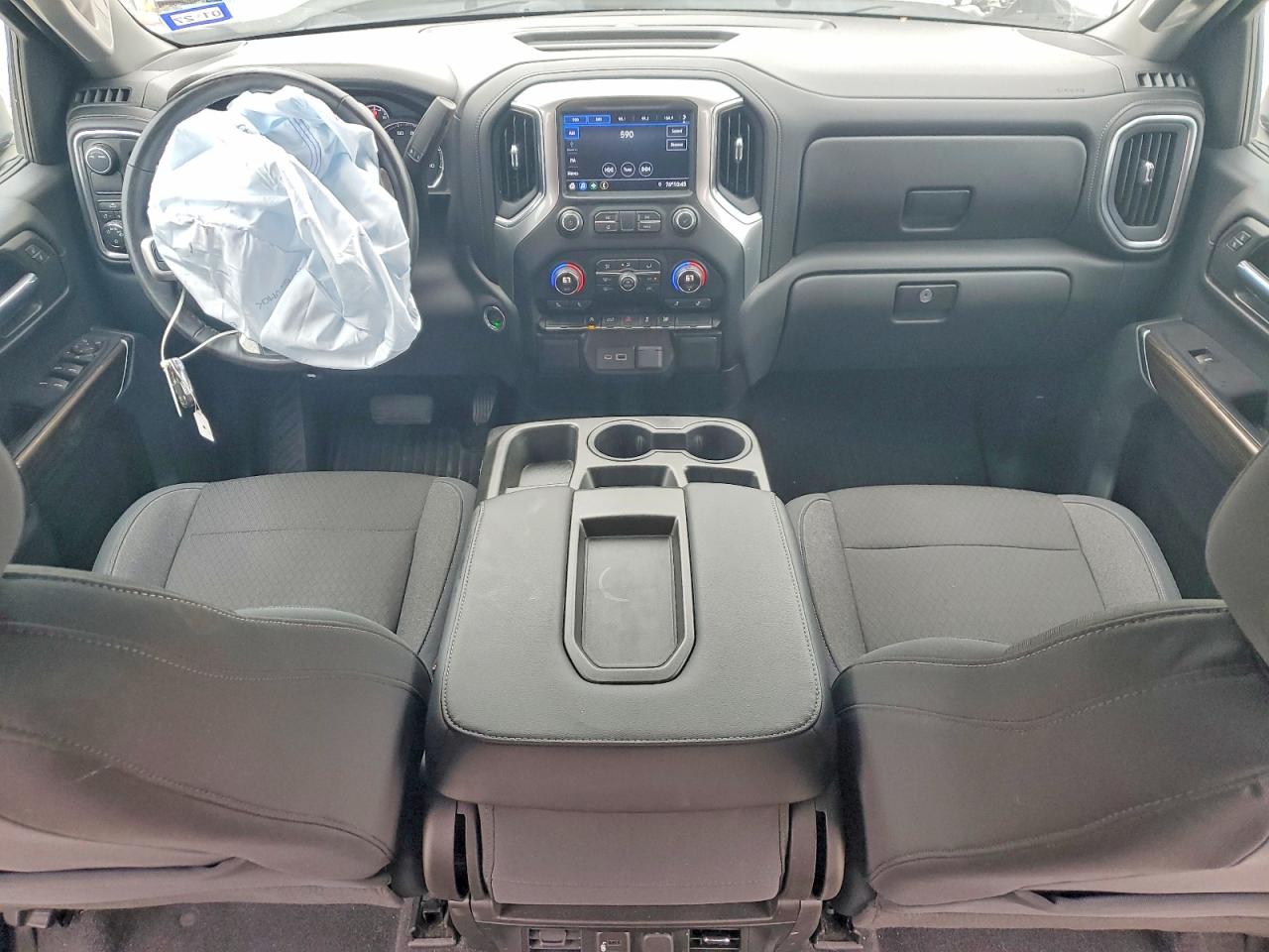 CHEVROLET SILVERADO 2020 — 9