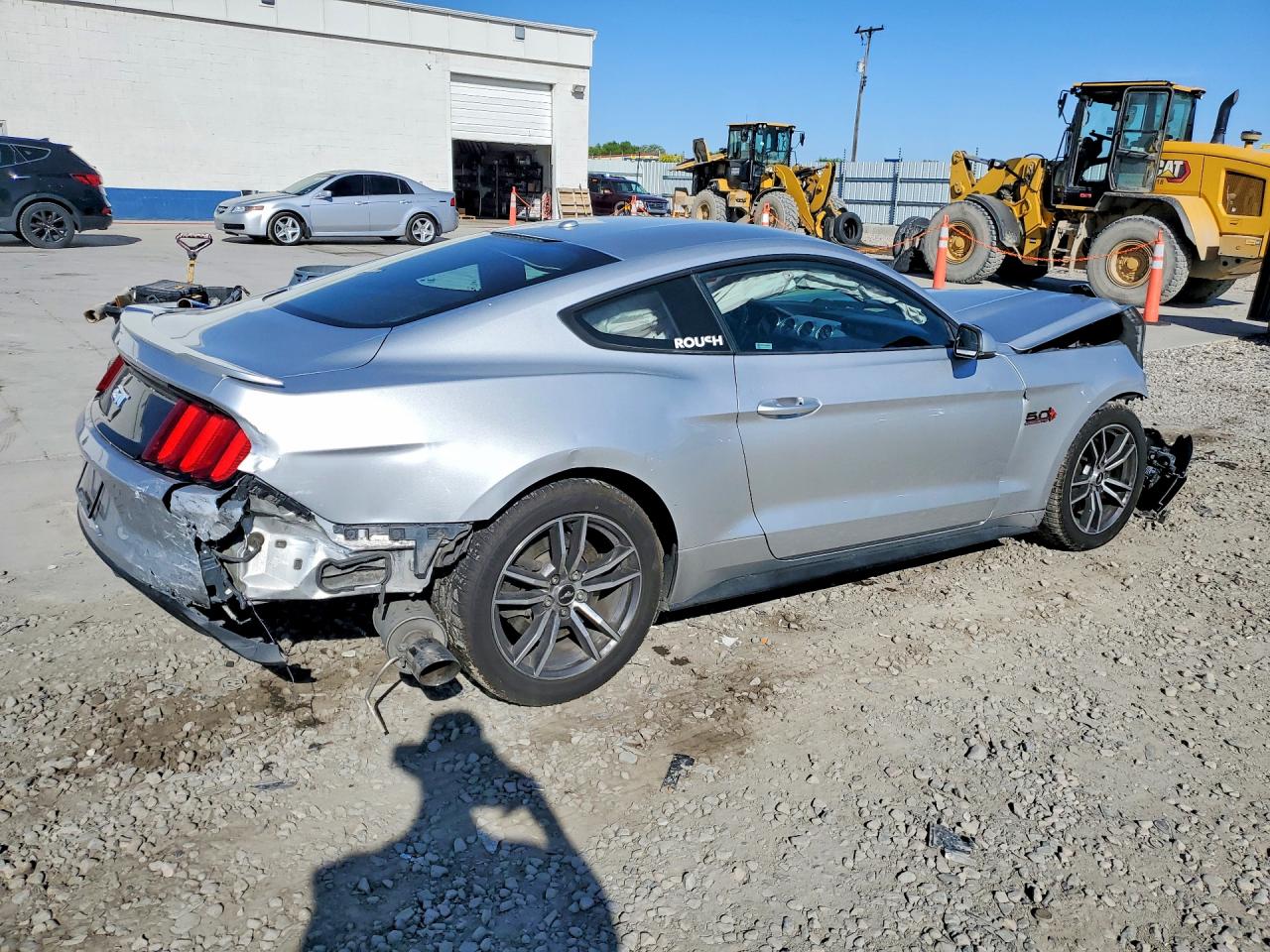 FORD MUSTANG 2016 — 4