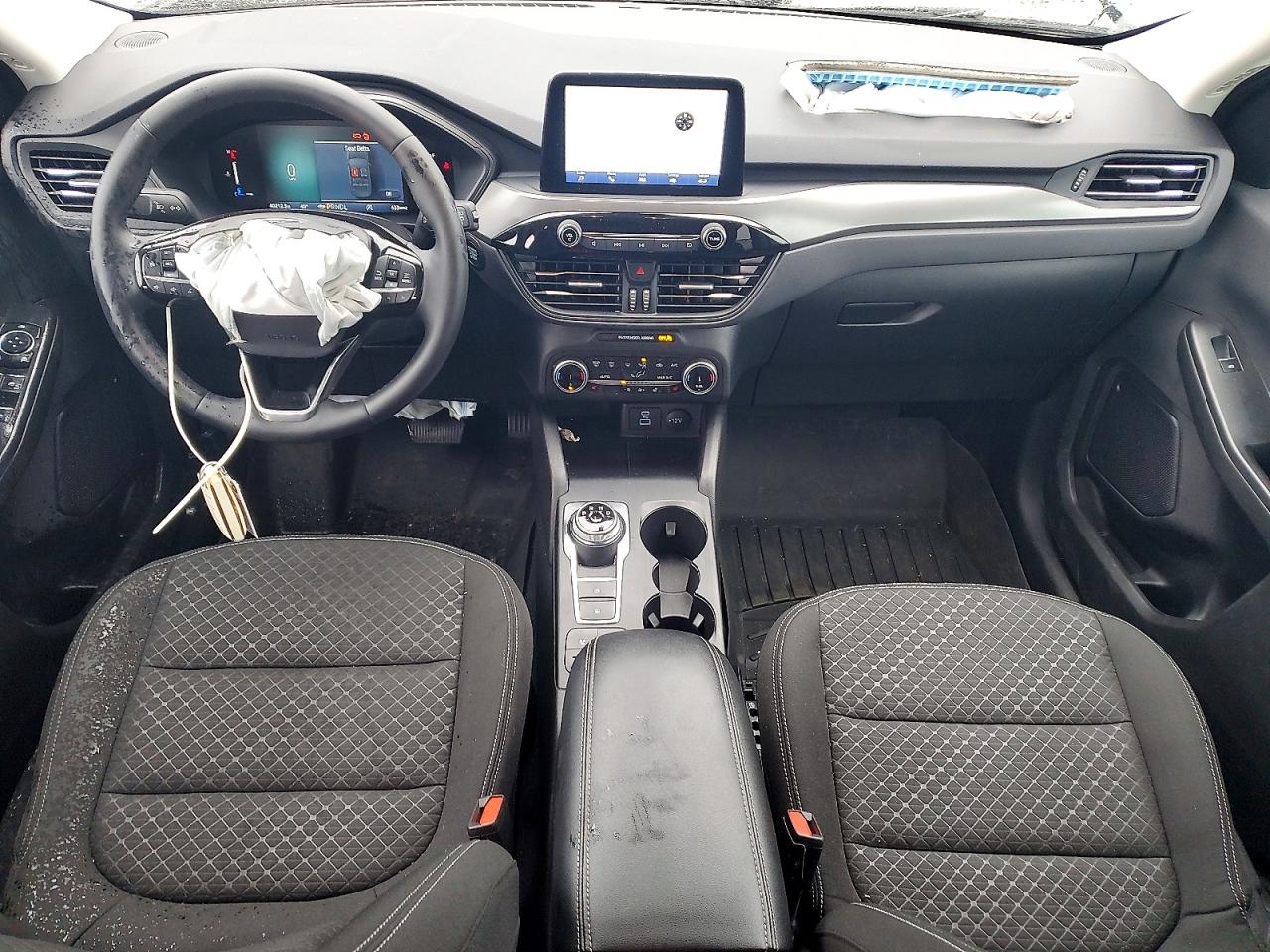 FORD ESCAPE 2023 — 9