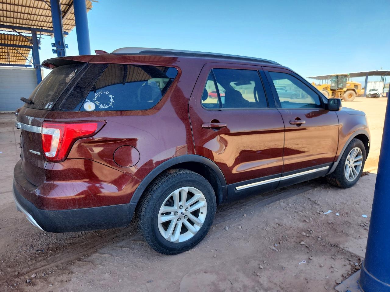FORD EXPLORER 2016 — 4