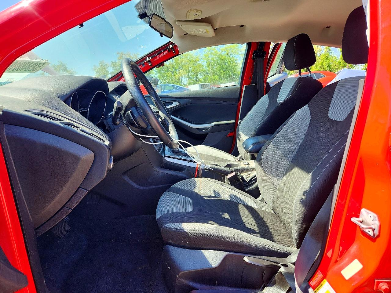 FORD FOCUS 2012 — 8