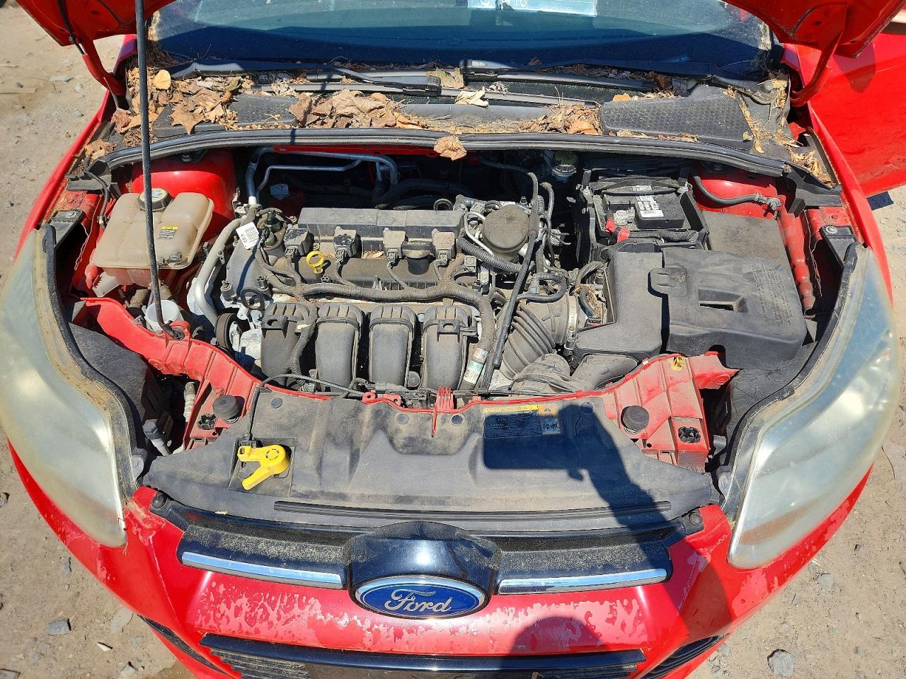 FORD FOCUS 2012 — 12