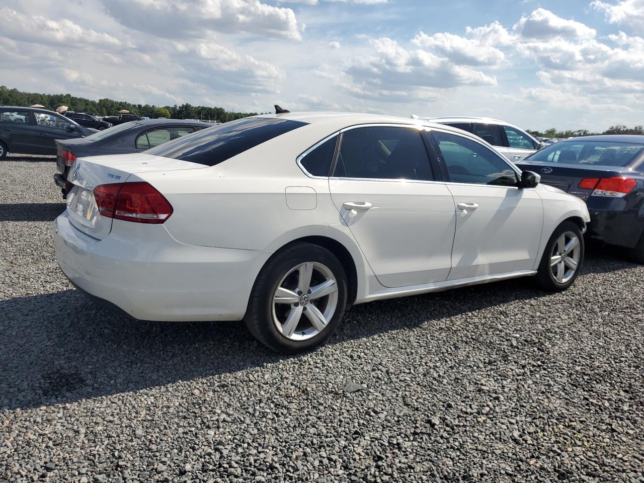 VOLKSWAGEN PASSAT 2015 — 4