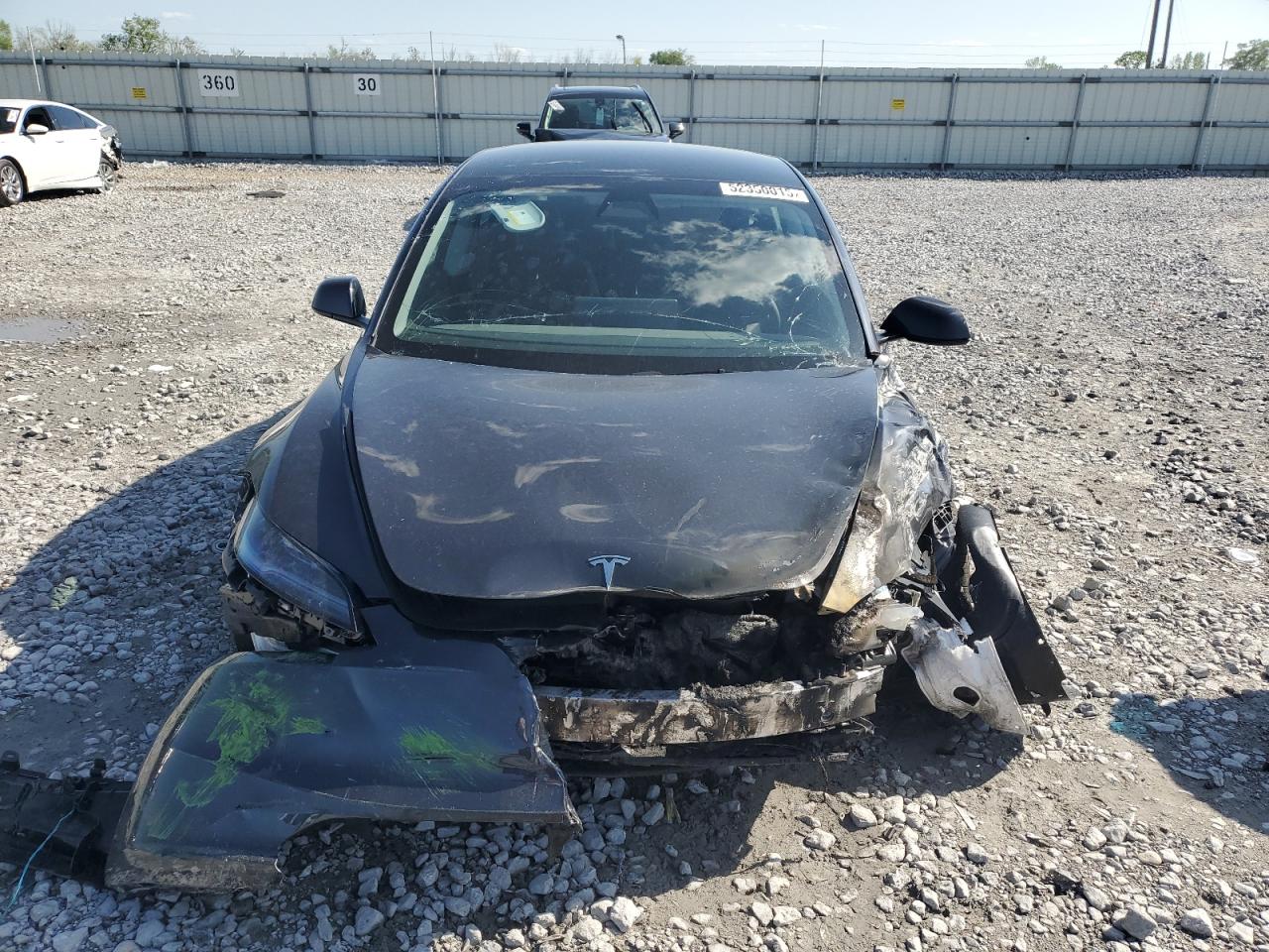 TESLA MODEL 3 2025 — 6