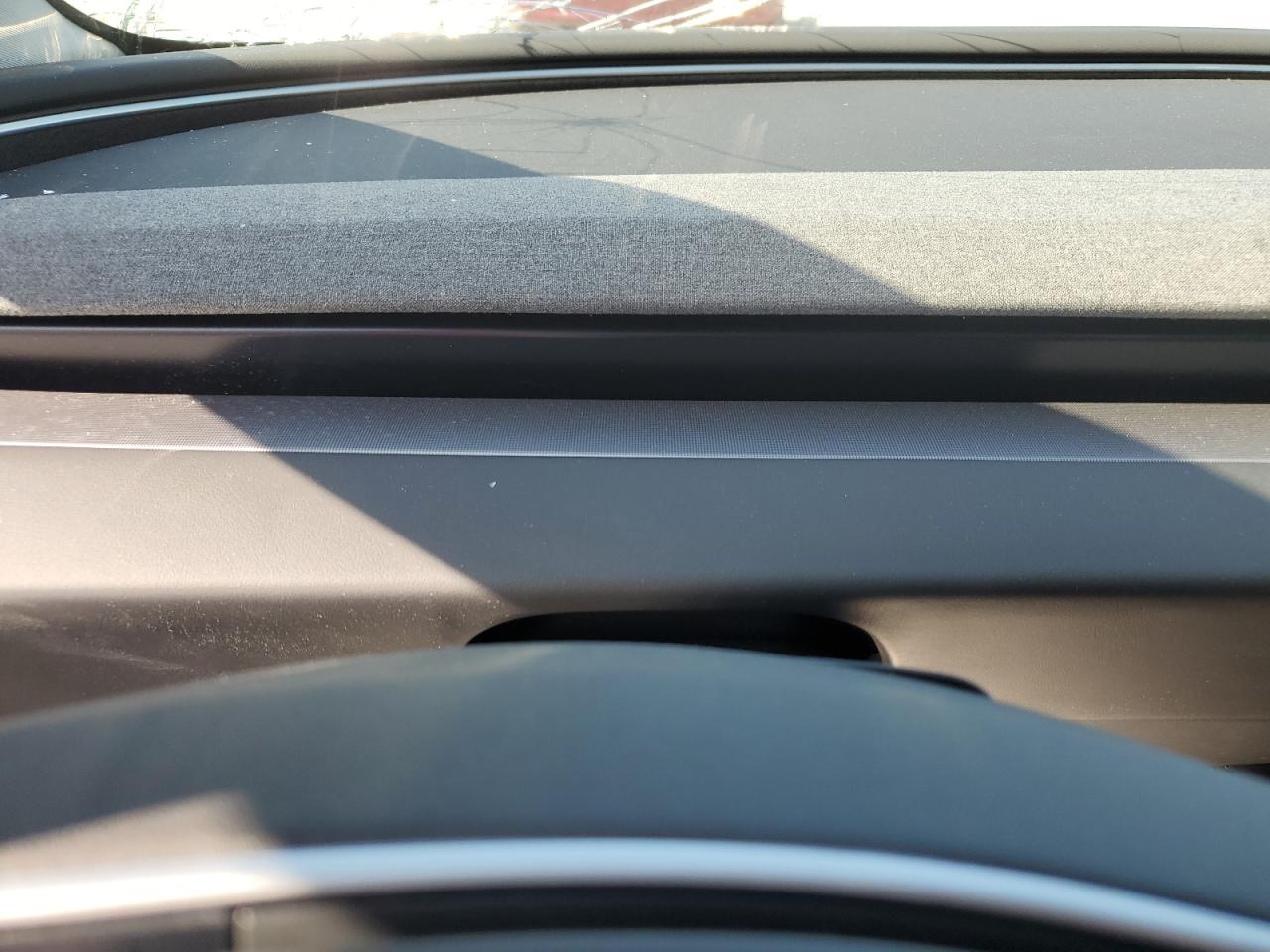 TESLA MODEL 3 2025 — 10