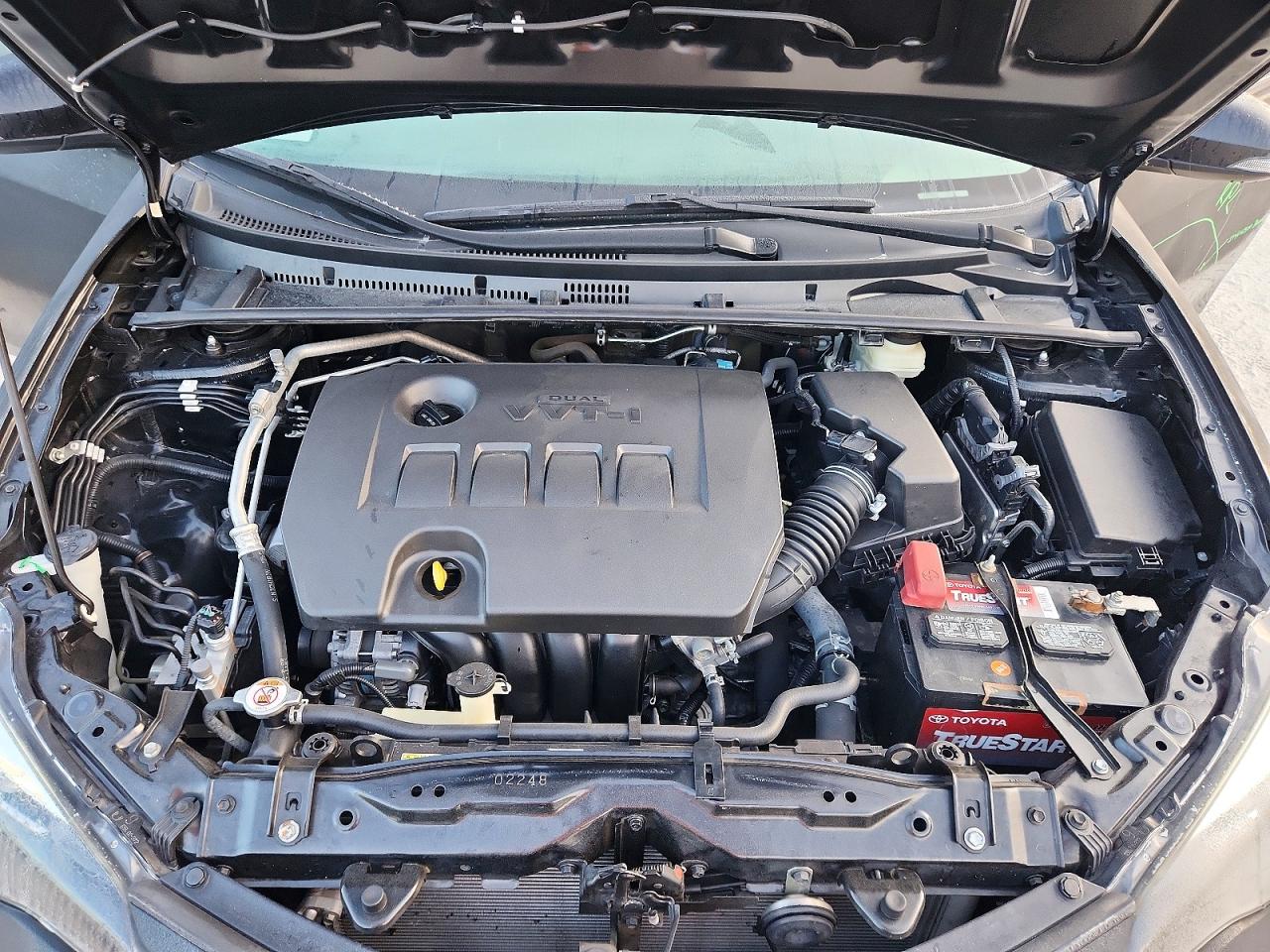 TOYOTA COROLLA 2018 — 12