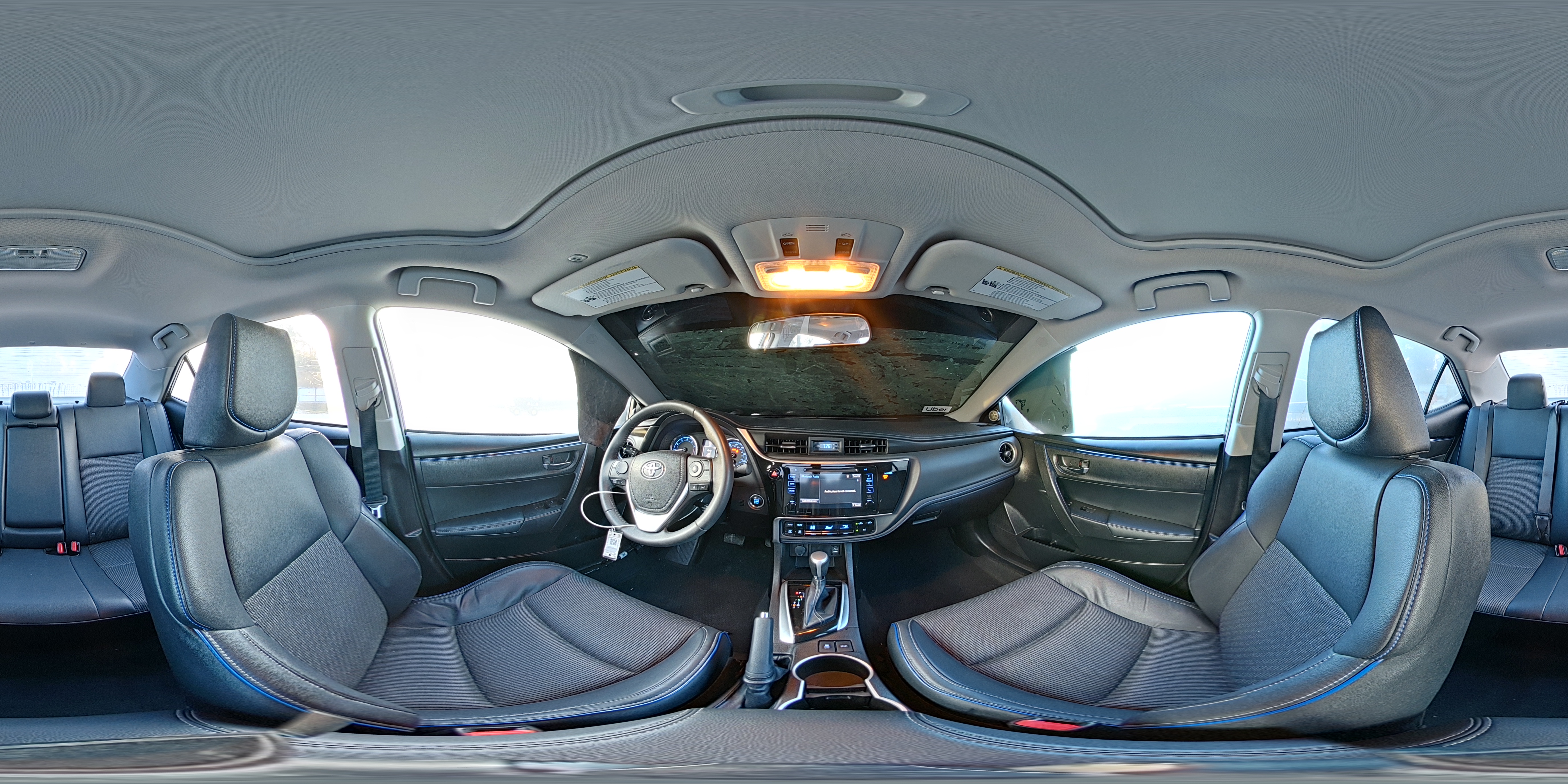 TOYOTA COROLLA 2018 — 14