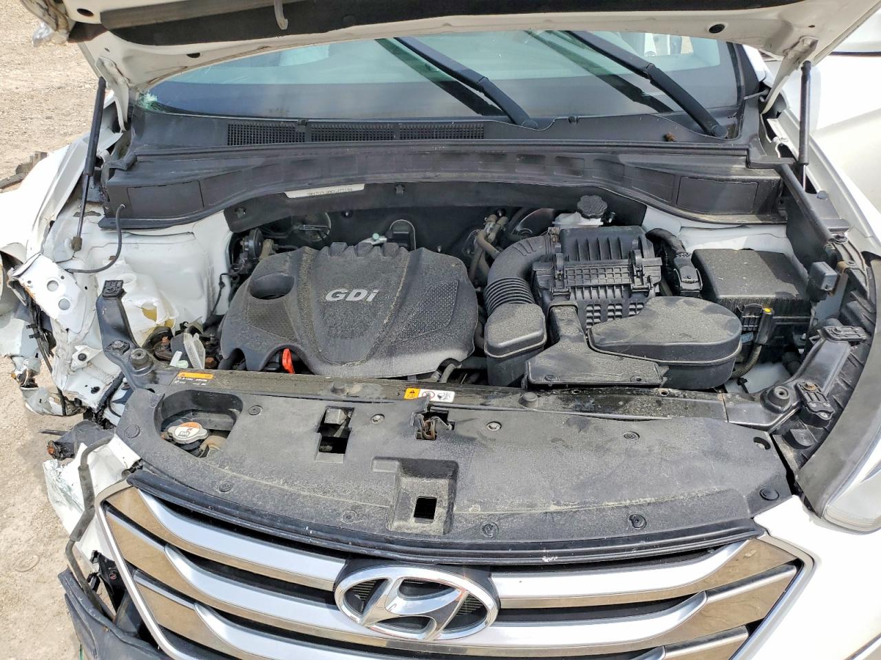 HYUNDAI SANTA FE 2016 — 13