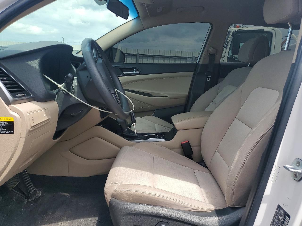 HYUNDAI TUCSON 2016 — 8