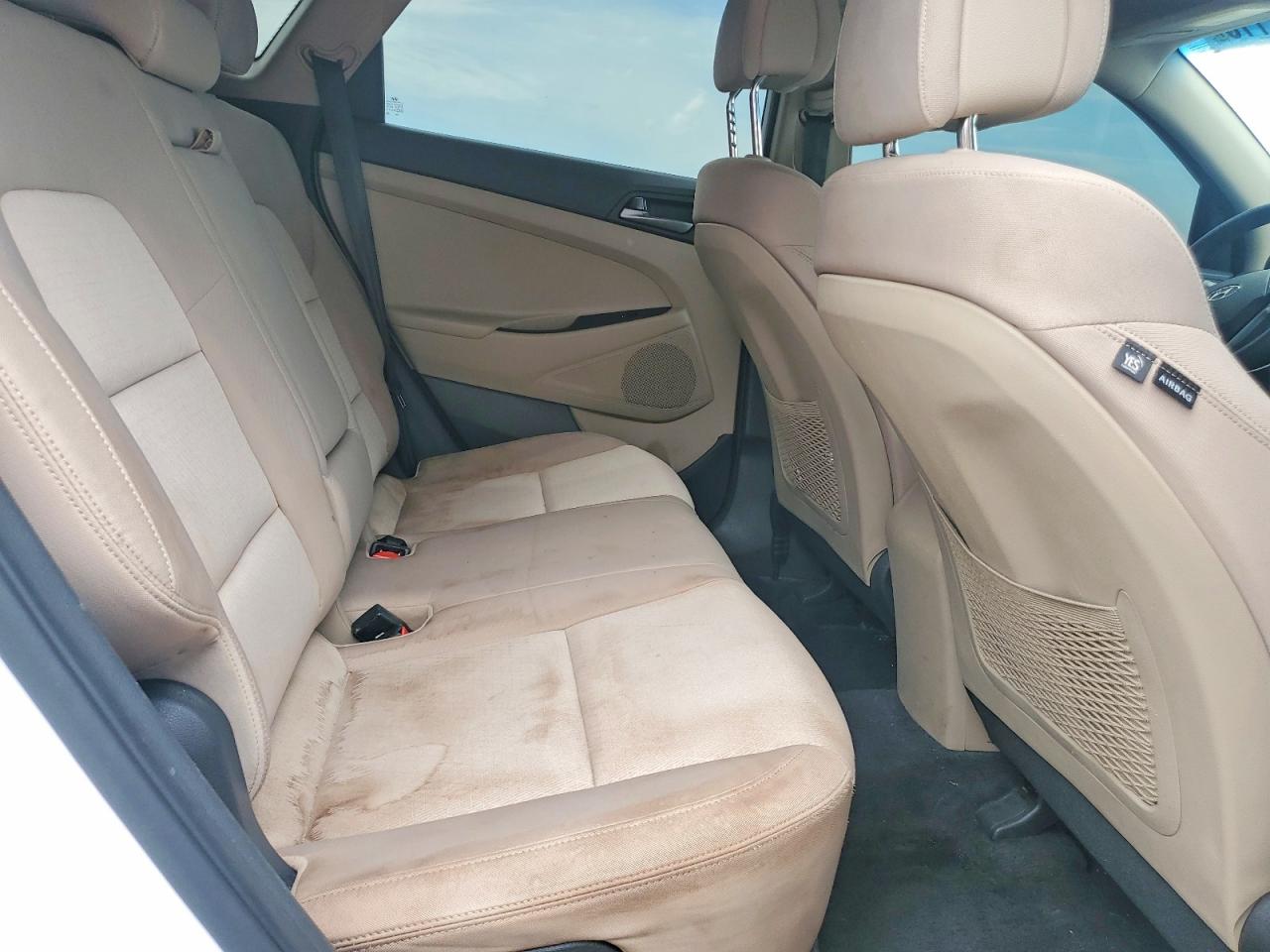 HYUNDAI TUCSON 2016 — 12