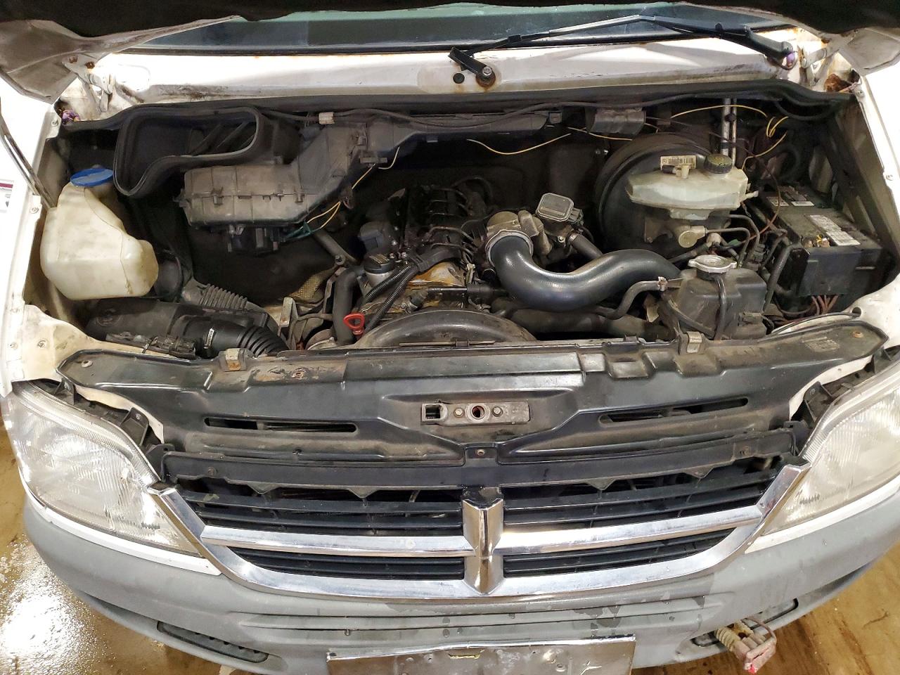 DODGE SPRINTER 2005 — 13