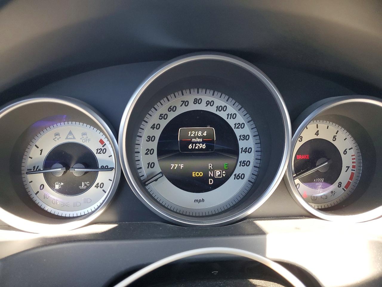 MERCEDES-BENZ E 2014 — 10