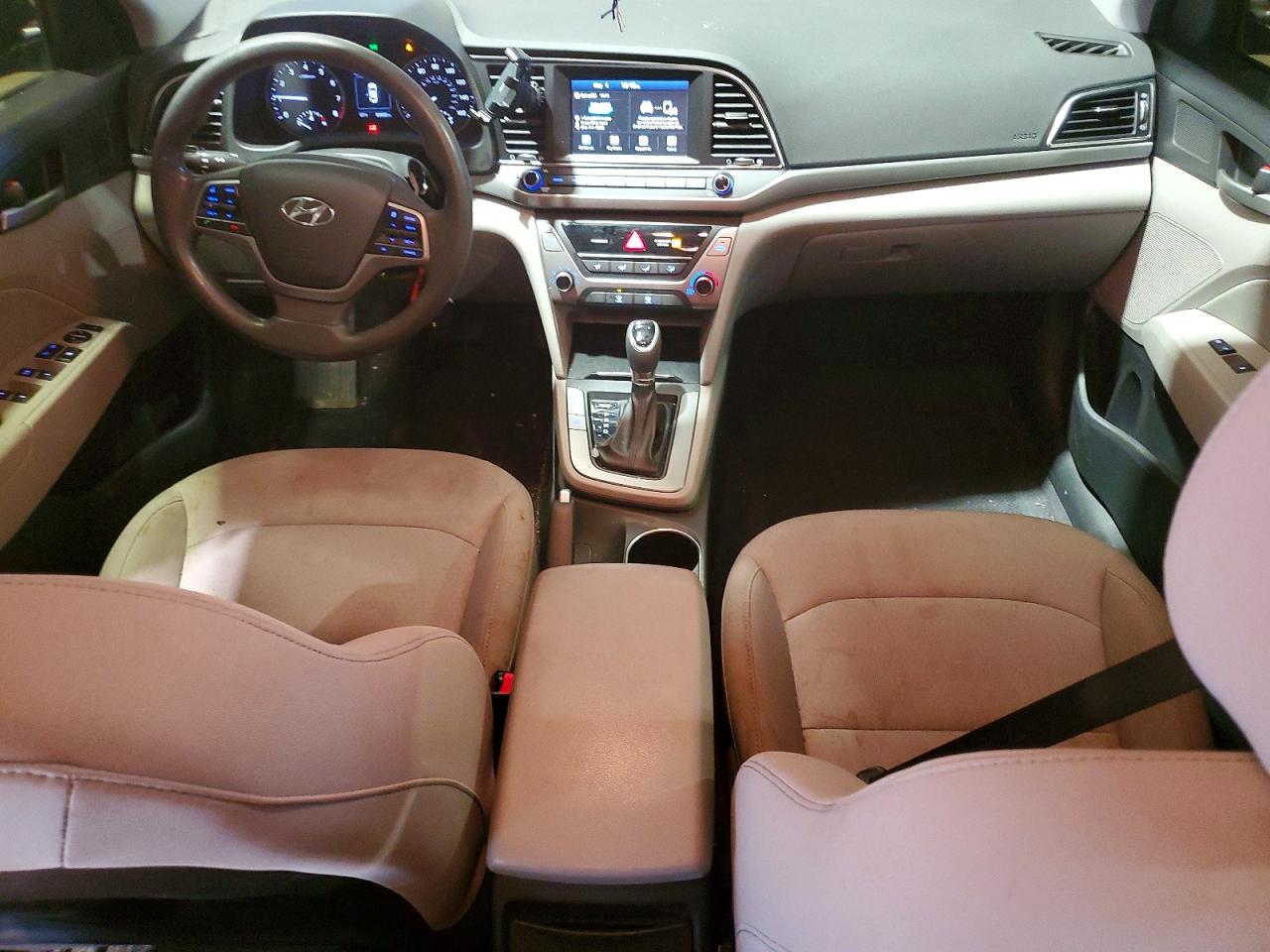 HYUNDAI ELANTRA 2018 — 9